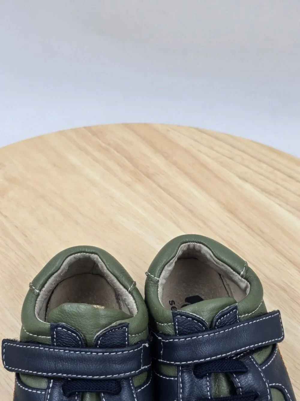 See Kai Run Toddler Boy Leather Walking Shoes sz 4